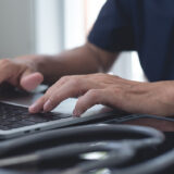 なぜクリニックにオンライン診療を導入すべき？