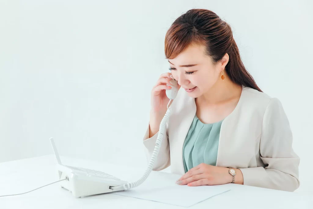 精神的負担の大きい「クレーム対応メール」を、AIで数秒で作成する方法とは?